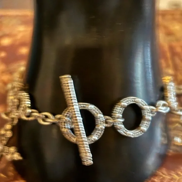 Silver tone Cross bracelet 8” - Picture 3 of 7